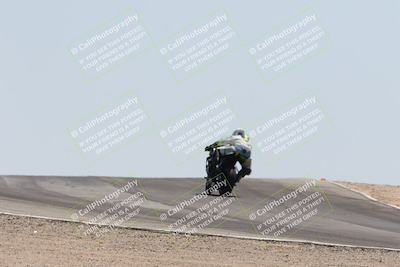 media/Apr-20-2025-CVMA (Sun) [[39090e8767]]/Race 9-Formula LW Twins Shootout/